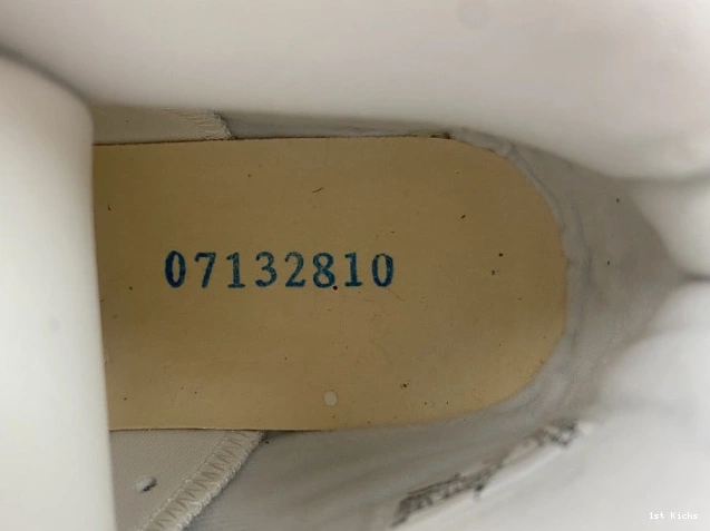 1st Kicks Shoes Retro CT8529-162 Hare 6 Jordan 0710